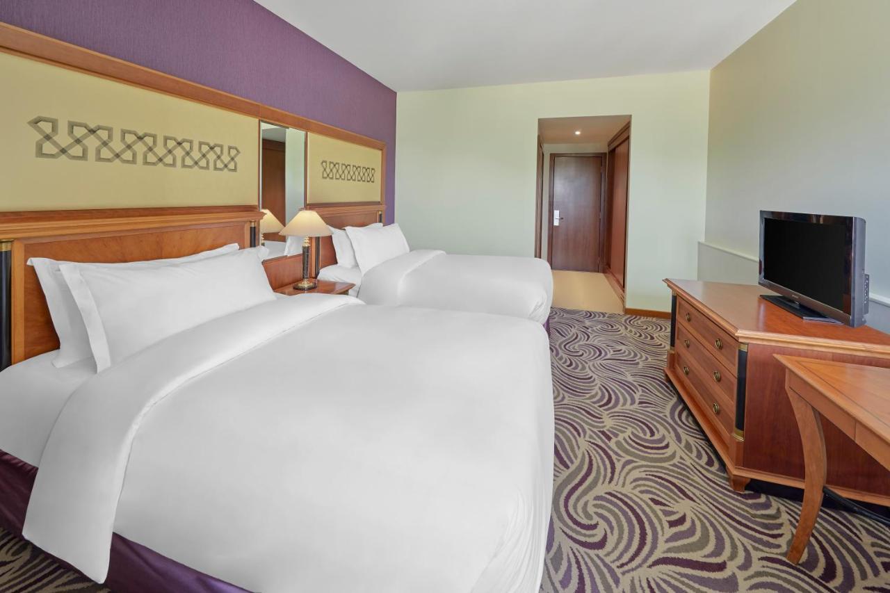 Holiday Inn Tabuk By Ihg Екстер'єр фото