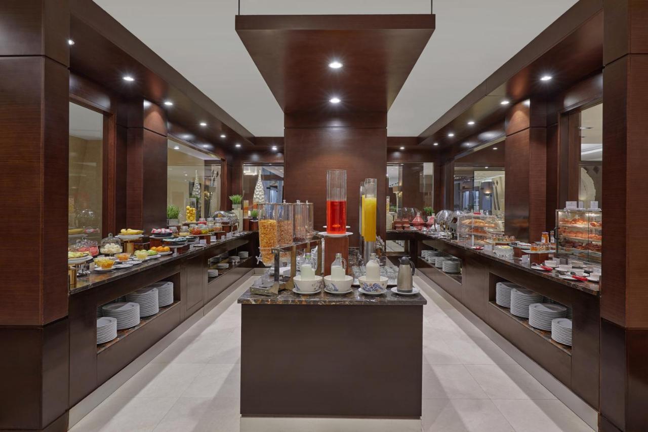 Holiday Inn Tabuk By Ihg Екстер'єр фото